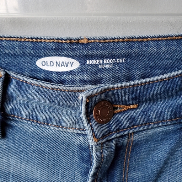 Old Navy Kicker Boot-cut Mid Rise Flare Jeans Size 8 Short - Picture 9 of 13